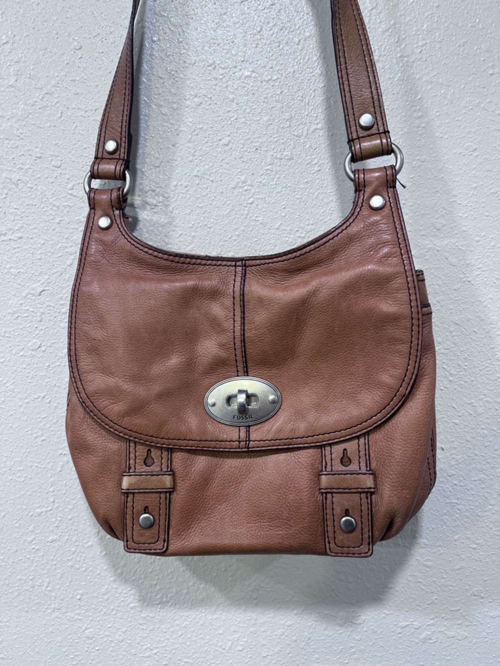 Fossil Maddox Brown Leather Crossbody Purse Bag Key Lock Closure Western Vintage